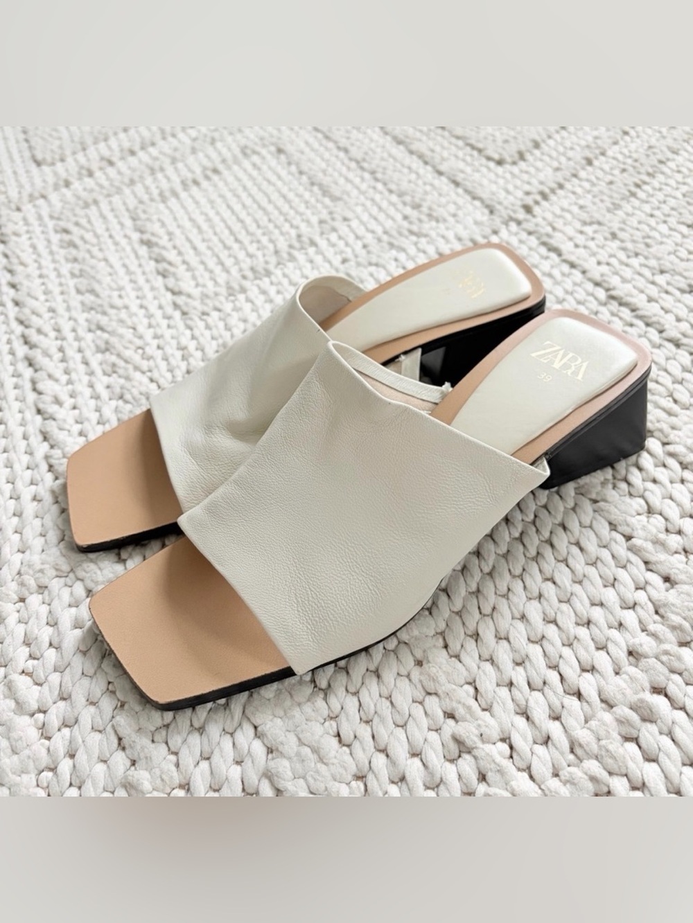 ZARA Cream Ivory White Leather Block Heel Sandals Womens 39 9 EUC